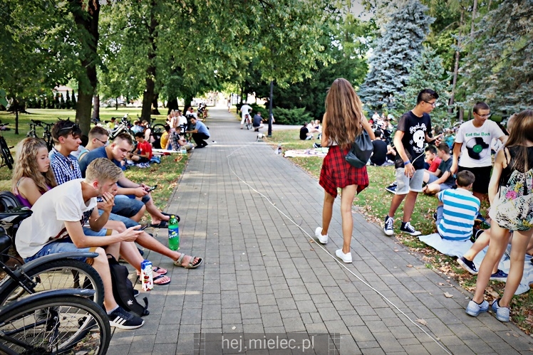 Zlot graczy Pokemon GO w Parku Oborskich