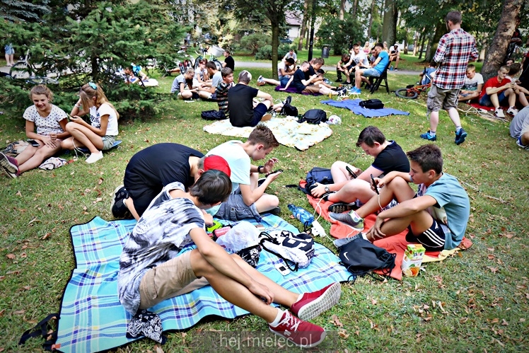 Zlot graczy Pokemon GO w Parku Oborskich