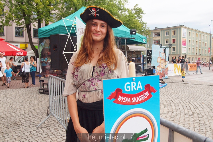 Grunt to rodzinka! Na Placu AK mimo kiepskiej pogody!