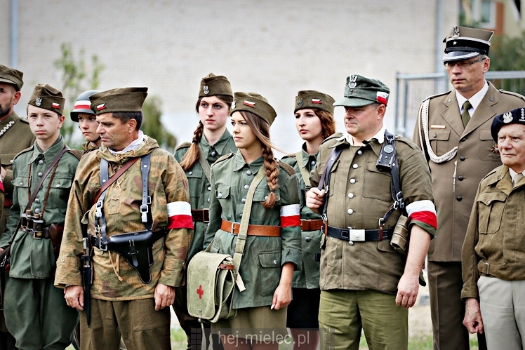 Uroczystość nadania imienia Rotmistrza Pileckiego dla ronda przy ul. Powstańców Warszawy