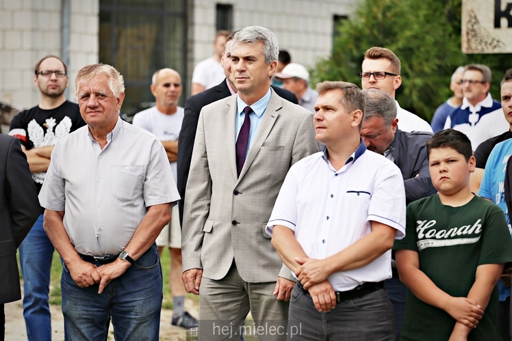 Uroczystość nadania imienia Rotmistrza Pileckiego dla ronda przy ul. Powstańców Warszawy