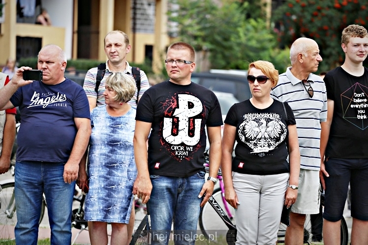 Uroczystość nadania imienia Rotmistrza Pileckiego dla ronda przy ul. Powstańców Warszawy