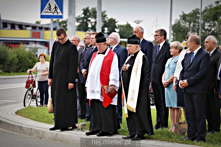 Uroczystość nadania imienia Rotmistrza Pileckiego dla ronda przy ul. Powstańców Warszawy