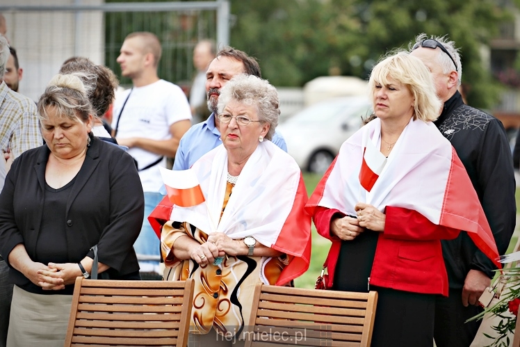 Uroczystość nadania imienia Rotmistrza Pileckiego dla ronda przy ul. Powstańców Warszawy