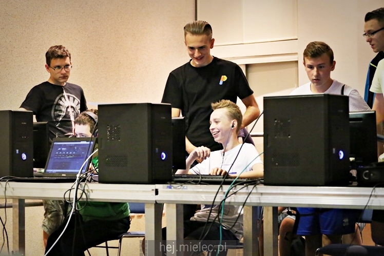 Podkarpacki Turniej Gier Komputerowych - Mielec 2016