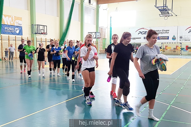 Siatkarki Szóstki Mielec rozpoczęły przygotowania