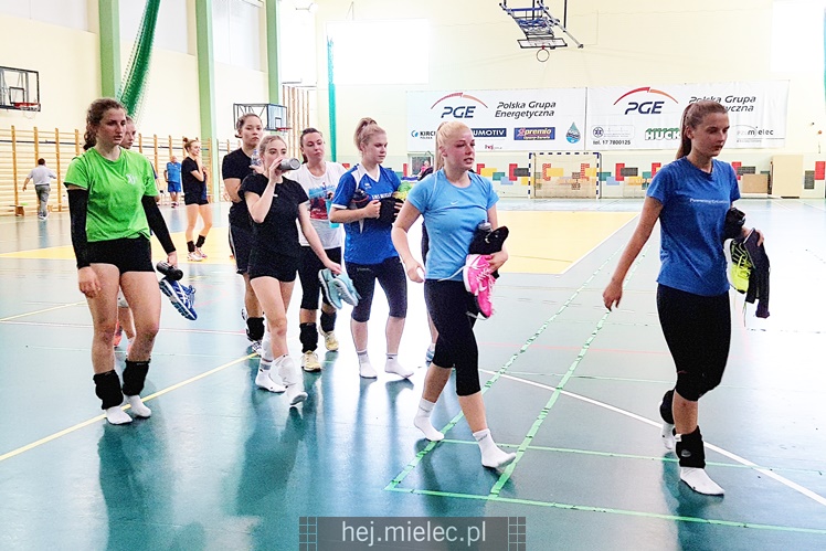 Siatkarki Szóstki Mielec rozpoczęły przygotowania