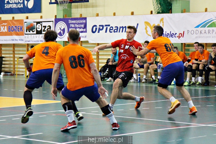IV Memoriał im. Antoniego Weryńskiego: SPR Stal Mielec - Górnik Zabrze 27:31