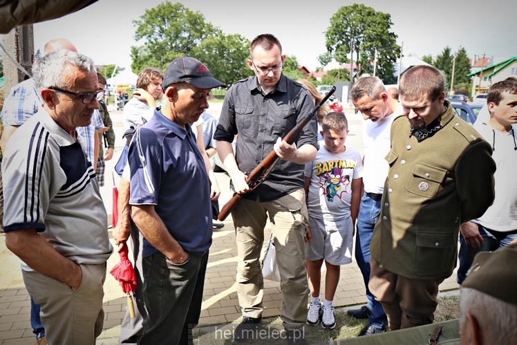 III Zlot Militarny ?Partyzancki Patrol 1946? ? pokazy i wystawy