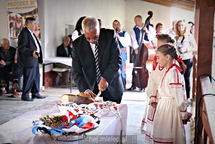 Dożynkowe święto w Surowej