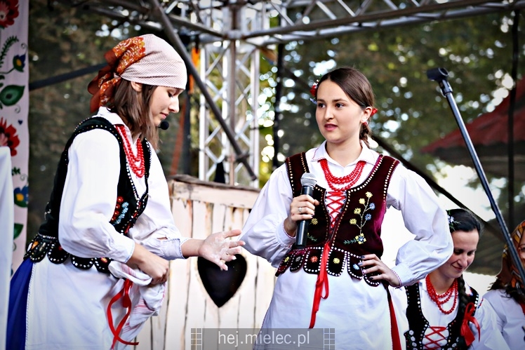 Dożynkowe święto w Surowej