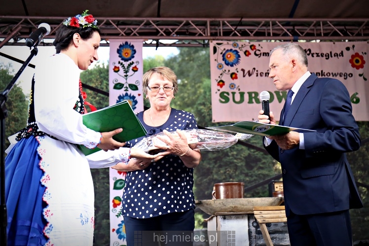 Dożynkowe święto w Surowej