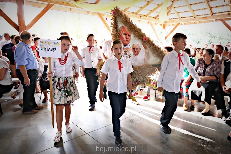 Dożynkowe święto w Surowej