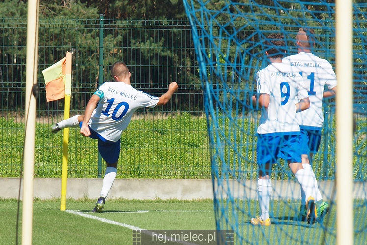 Stal Mielec pokonała Neptuna Końskie w meczu CLJ