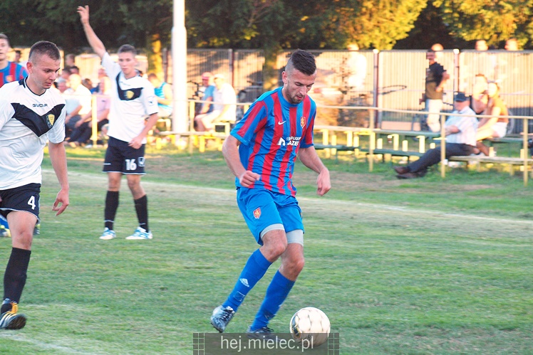 5. liga piłkarska: Czarni Trześń - Radomyślanka