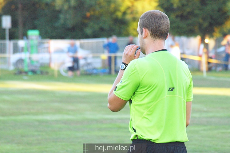 5. liga piłkarska: Czarni Trześń - Radomyślanka