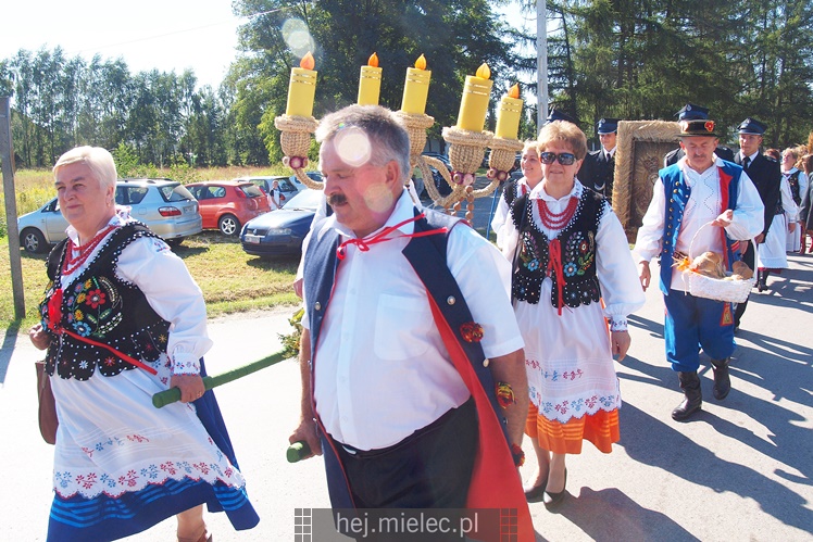 Dożynki Gminy Przecław w Dobryninie