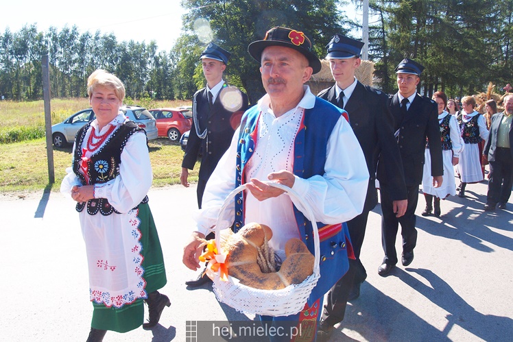 Dożynki Gminy Przecław w Dobryninie