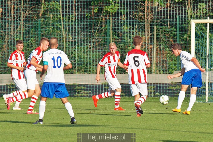Ostre i kontrowersyjne derby w CLJ