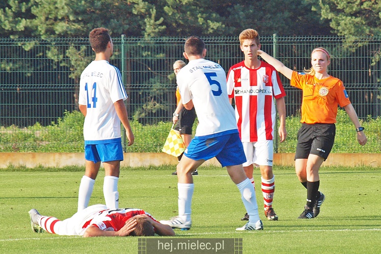 Ostre i kontrowersyjne derby w CLJ