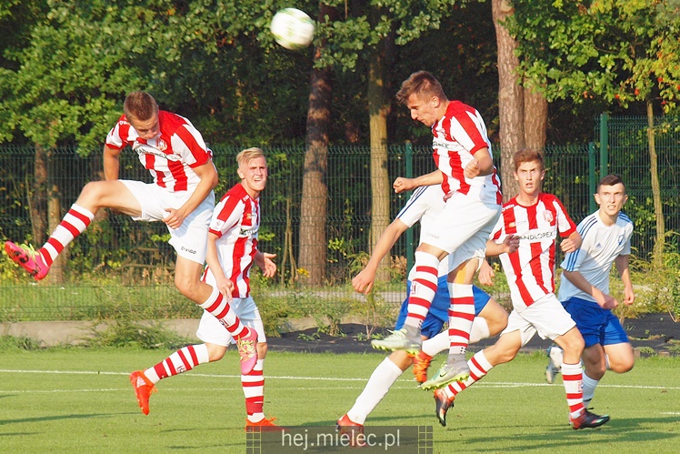 Ostre i kontrowersyjne derby w CLJ