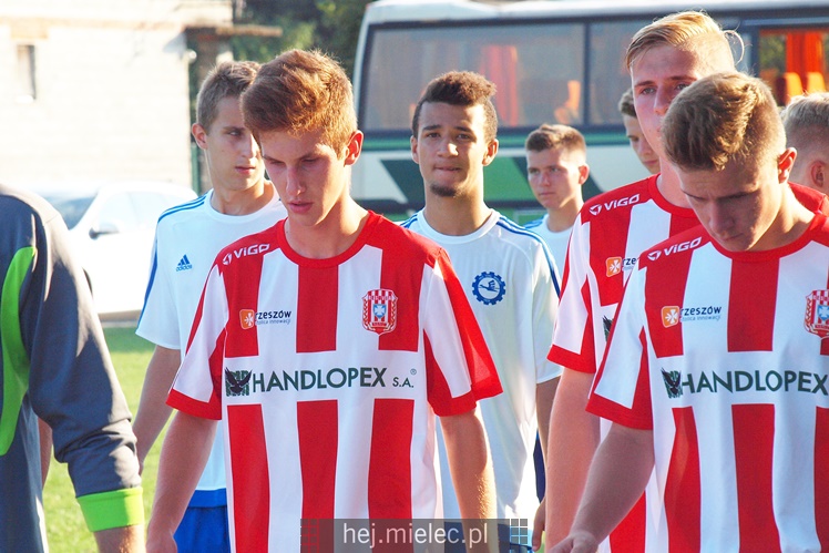 Ostre i kontrowersyjne derby w CLJ