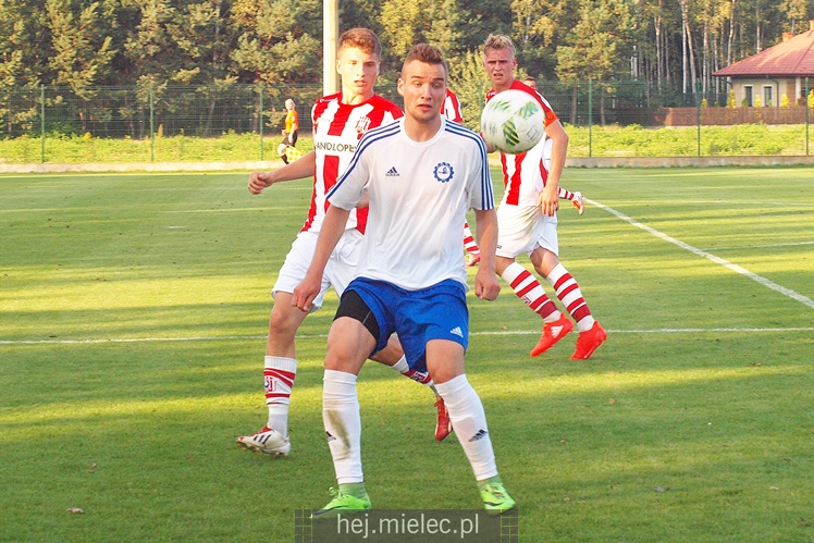 Ostre i kontrowersyjne derby w CLJ