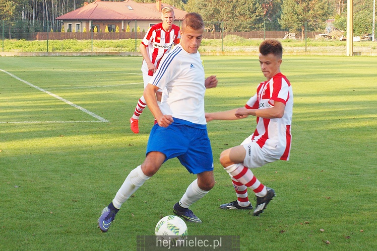Ostre i kontrowersyjne derby w CLJ