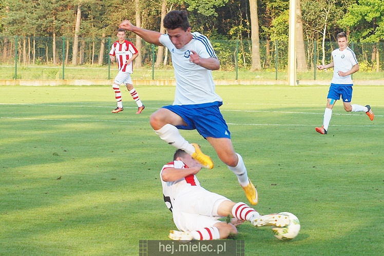 Ostre i kontrowersyjne derby w CLJ