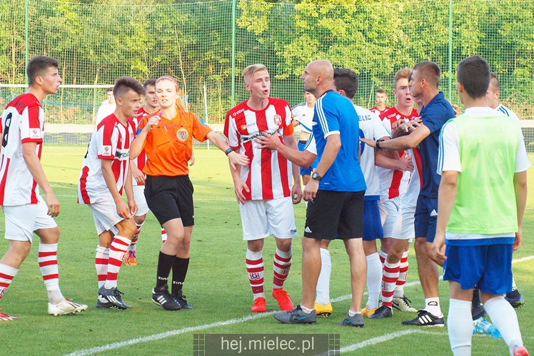 Ostre i kontrowersyjne derby w CLJ