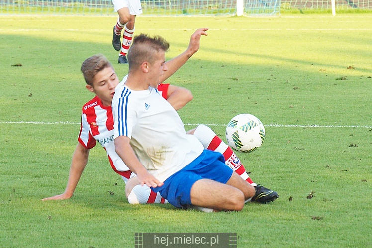 Ostre i kontrowersyjne derby w CLJ