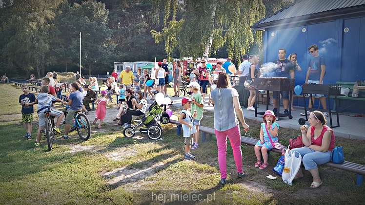 Festyn rodzinny na osiedlu Smoczka