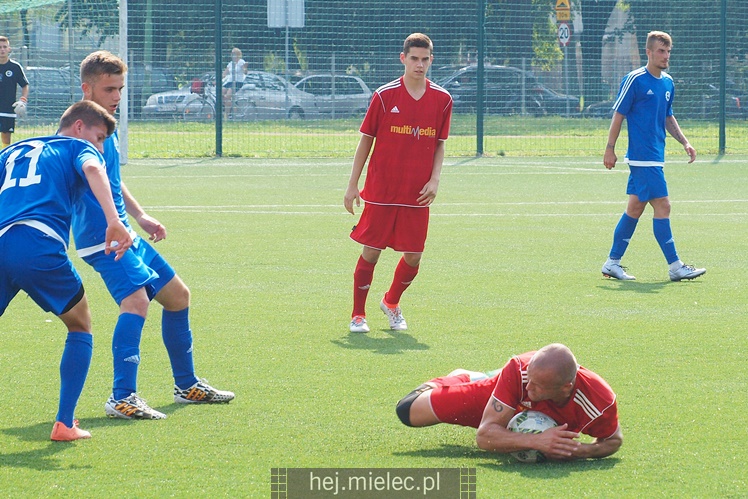 Mecz na szczycie 5 ligi piłkarskiej! Mielec - Czermin!