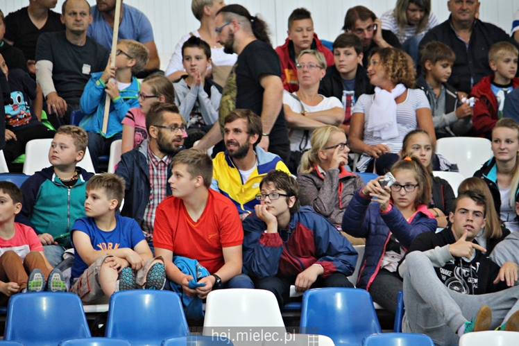 1 liga: FKS STAL MIELEC - OKS STOMIL OLSZTYN