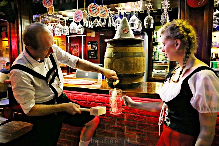 Ruszył OKTOBERFEST z Paulnerem w Piwiarni Warka!