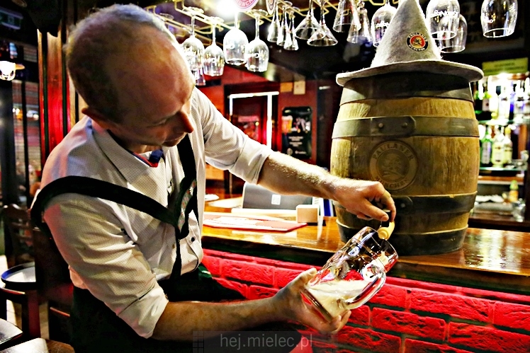 Ruszył OKTOBERFEST z Paulnerem w Piwiarni Warka!
