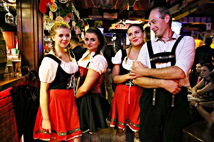 Ruszył OKTOBERFEST z Paulnerem w Piwiarni Warka!