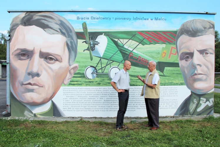 Na Smoczce powstał mural upamiętniający Braci Działowskich
