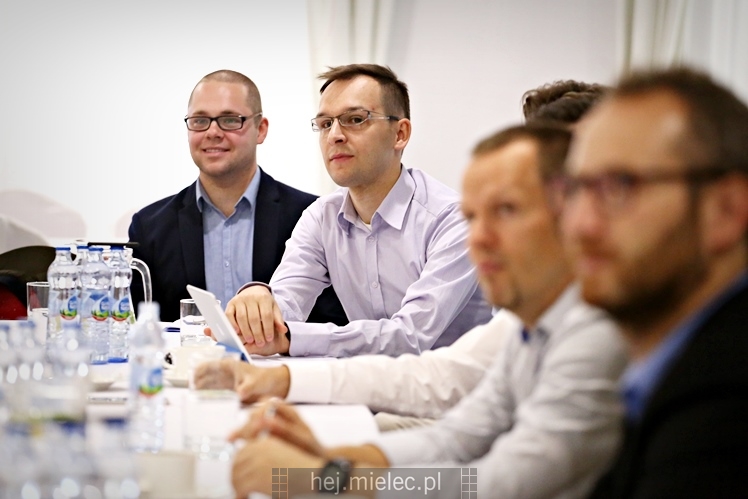 Powakacyjne Śniadanie Kubka Biznesu w Restauracji Miastova