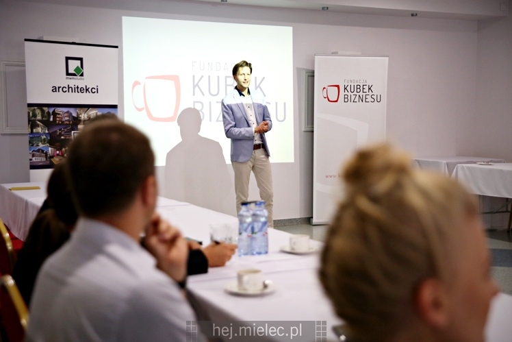 Powakacyjne Śniadanie Kubka Biznesu w Restauracji Miastova