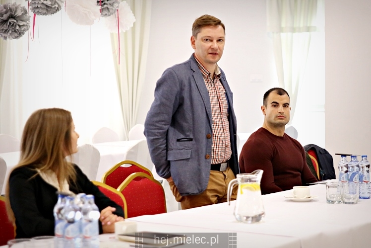 Powakacyjne Śniadanie Kubka Biznesu w Restauracji Miastova