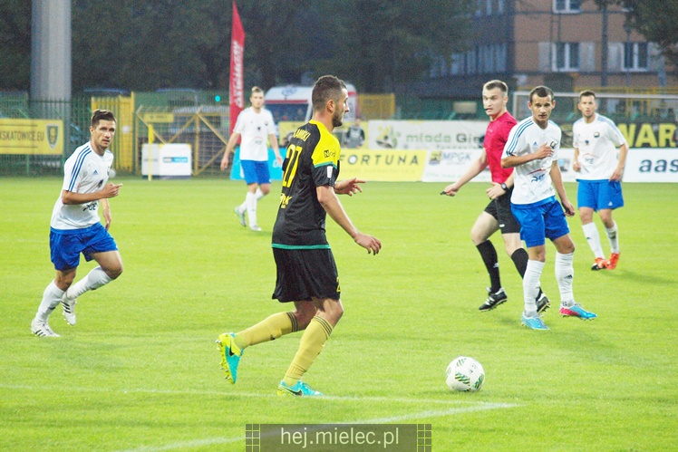 1. liga piłkarska. GKS Katowice - Stal Mielec 1:0