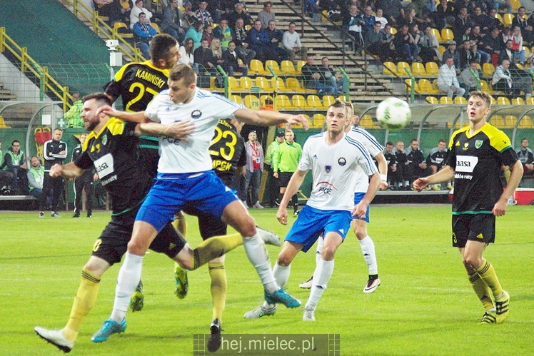1. liga piłkarska. GKS Katowice - Stal Mielec 1:0