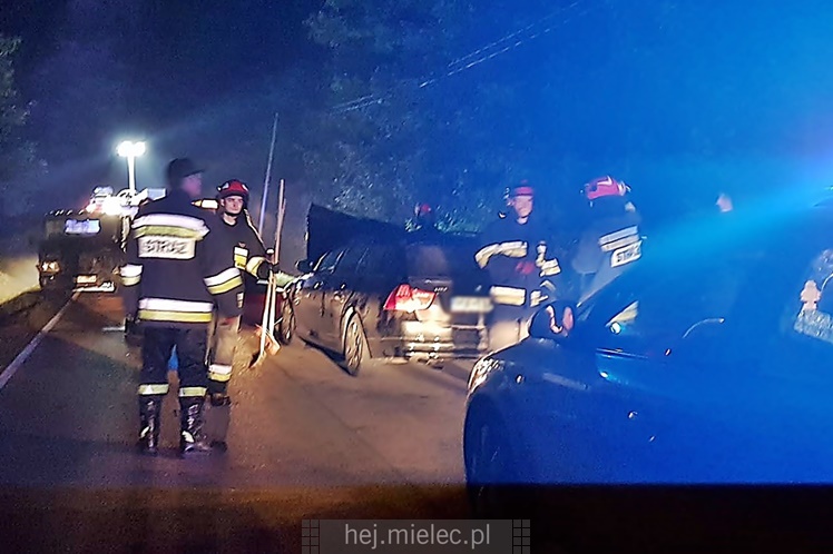 Czołowe zderzenie na drodze Przecław - Łączki Brzeskie