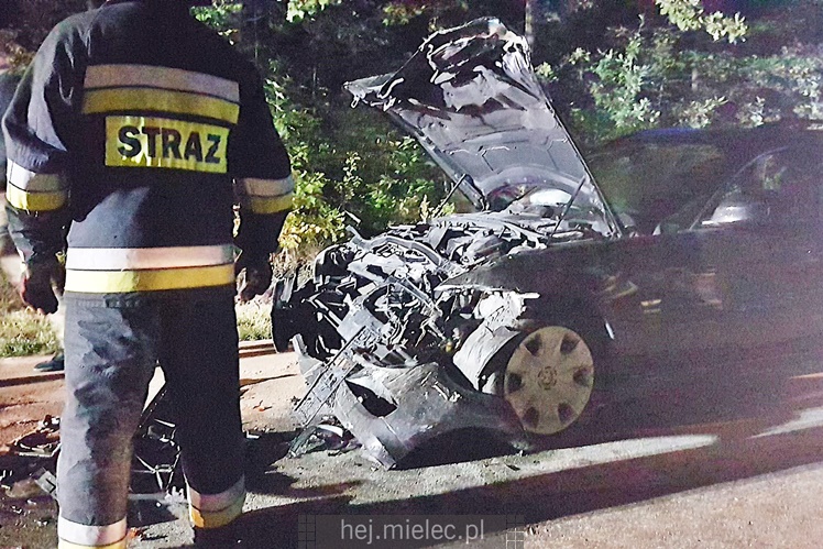 Czołowe zderzenie na drodze Przecław - Łączki Brzeskie