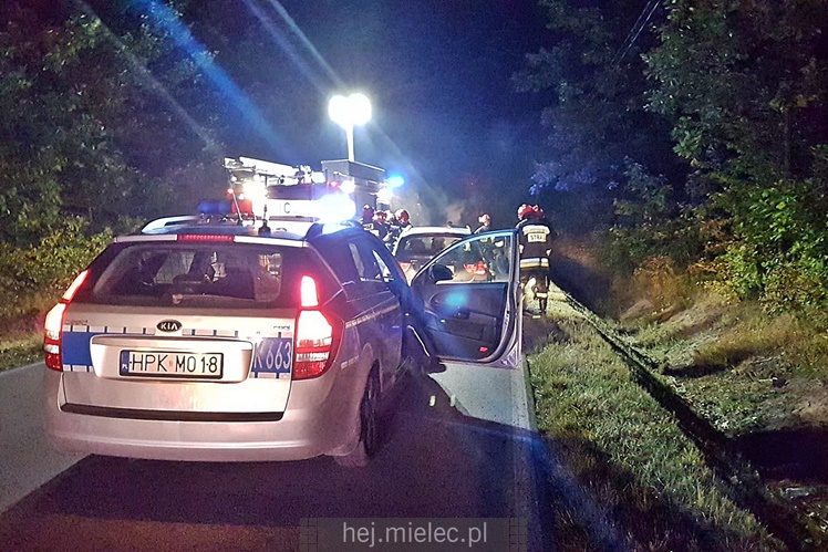 Czołowe zderzenie na drodze Przecław - Łączki Brzeskie
