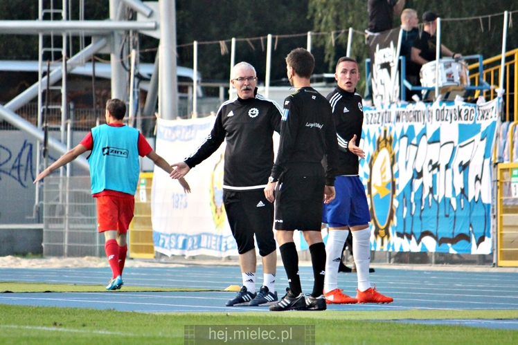1 liga: FKS STAL MIELEC - ZNICZ PRUSZKÓW