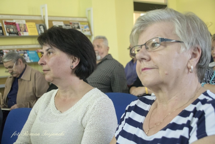 Świat na styku cieni Stefana M. Żarowa