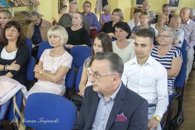 Świat na styku cieni Stefana M. Żarowa