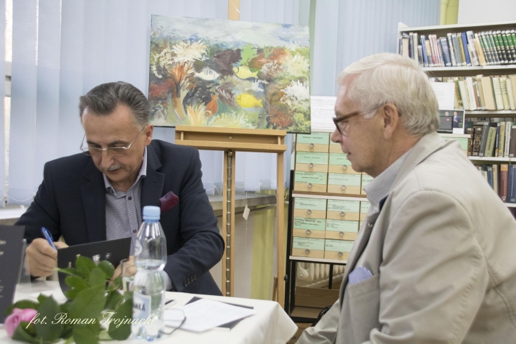 Świat na styku cieni Stefana M. Żarowa